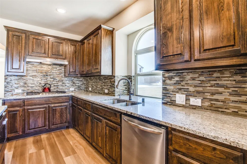301 Calhoun Street Glenn Heights, TX 75154