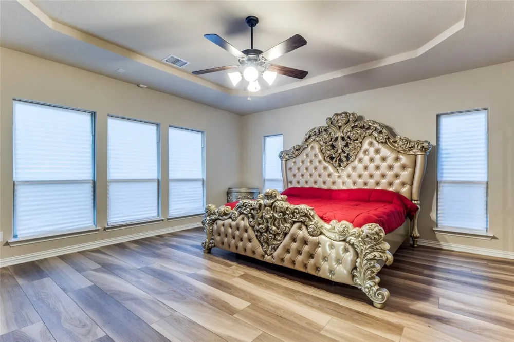 301 Calhoun Street Glenn Heights, TX 75154