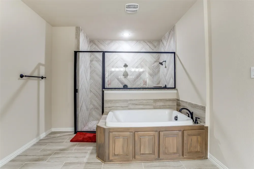 301 Calhoun Street Glenn Heights, TX 75154