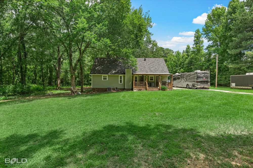 1034 Cattlemans Trail Benton, LA 71006