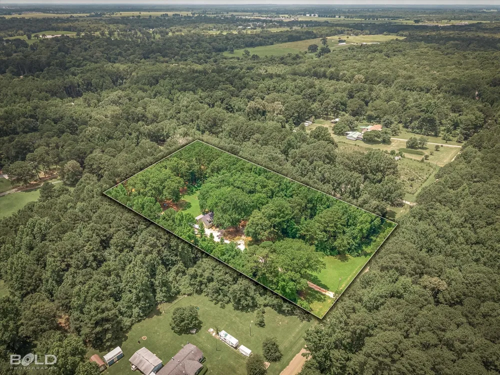 1034 Cattlemans Trail Benton, LA 71006