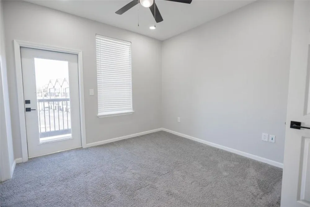 2519 Washington Street Waller, TX 77484