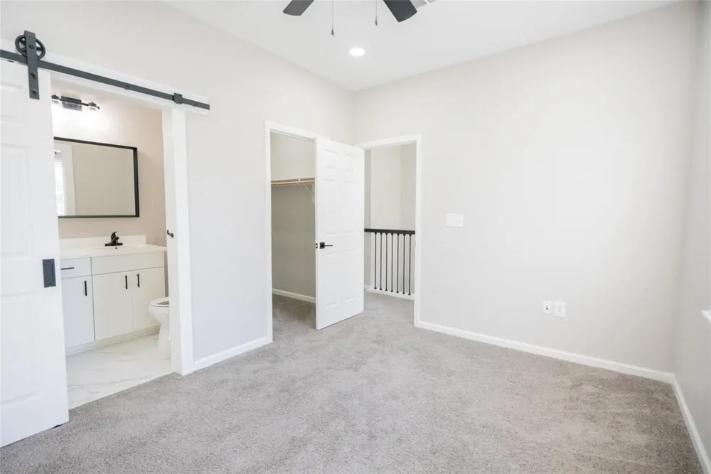 2519 Washington Street Waller, TX 77484