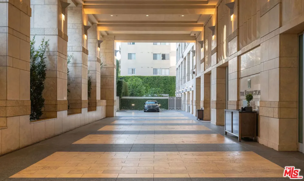 10727 Wilshire Boulevard #PH2 Los Angeles, CA 90024