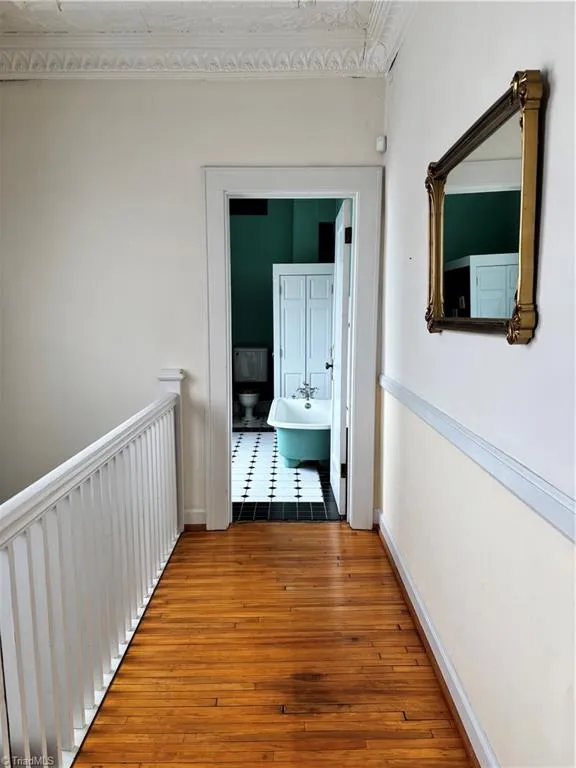 41 Court Square Mocksville, NC 27028