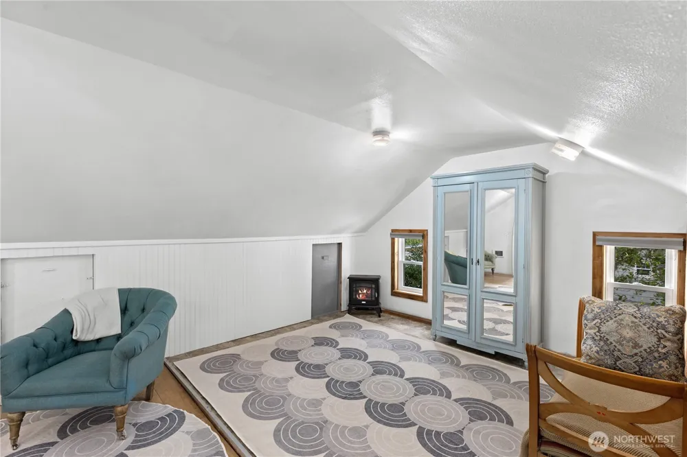 4202 L PLACE Seaview, WA 98641