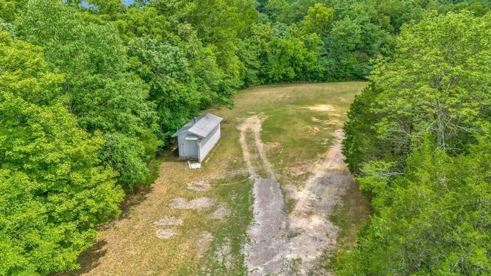 1076 Hwy 13 North Lobelville, TN 37097