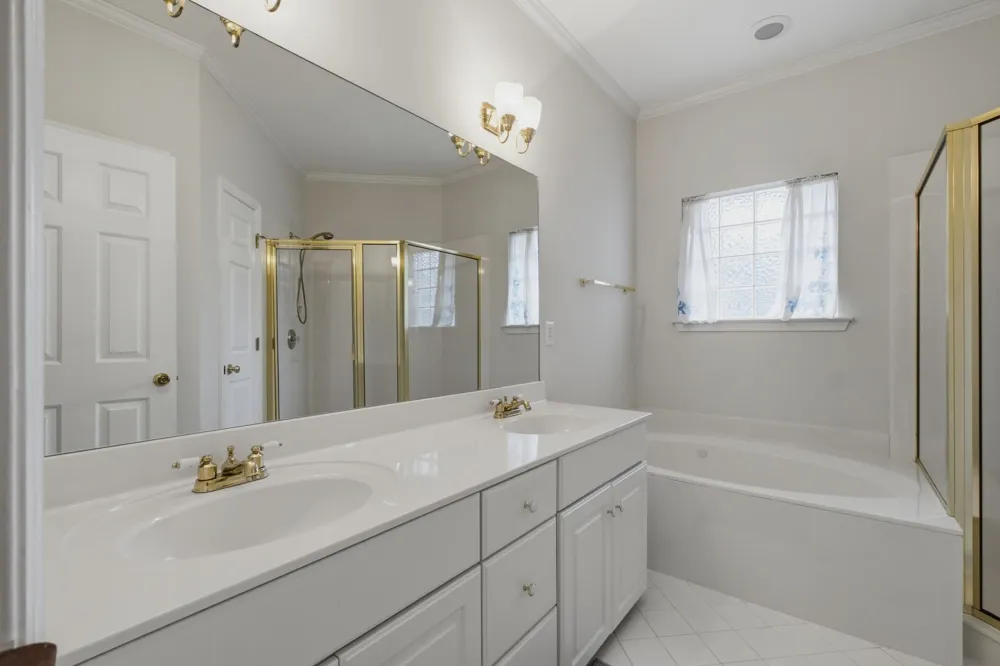 231 Green Harbor Rd #63 Old Hickory, TN 37138
