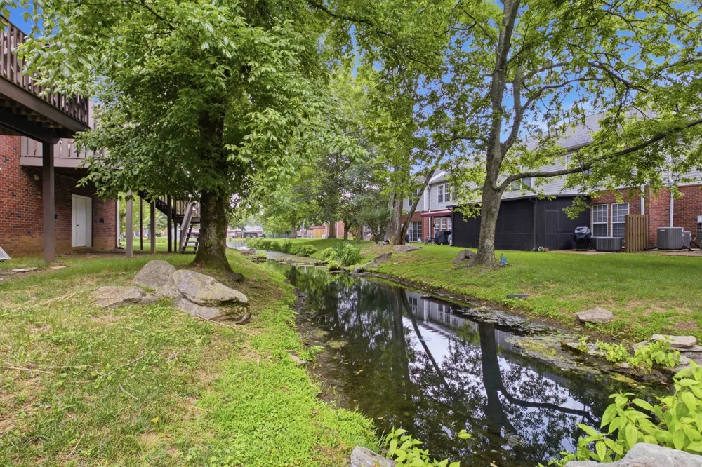 231 Green Harbor Rd #63 Old Hickory, TN 37138