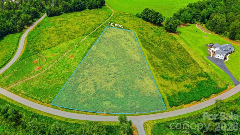 2093 Crestone Way Connelly Springs, NC 28612