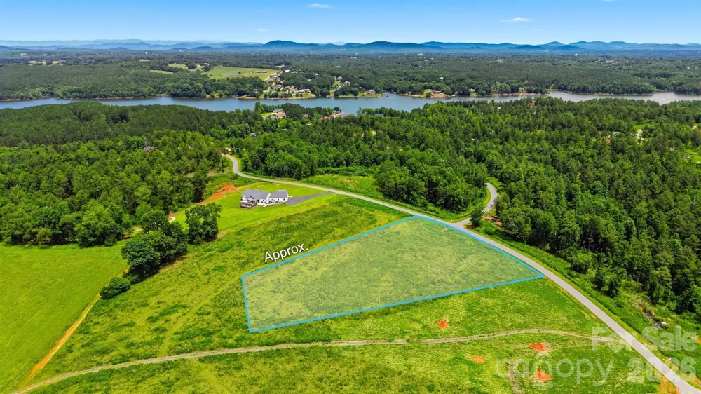 2093 Crestone Way Connelly Springs, NC 28612