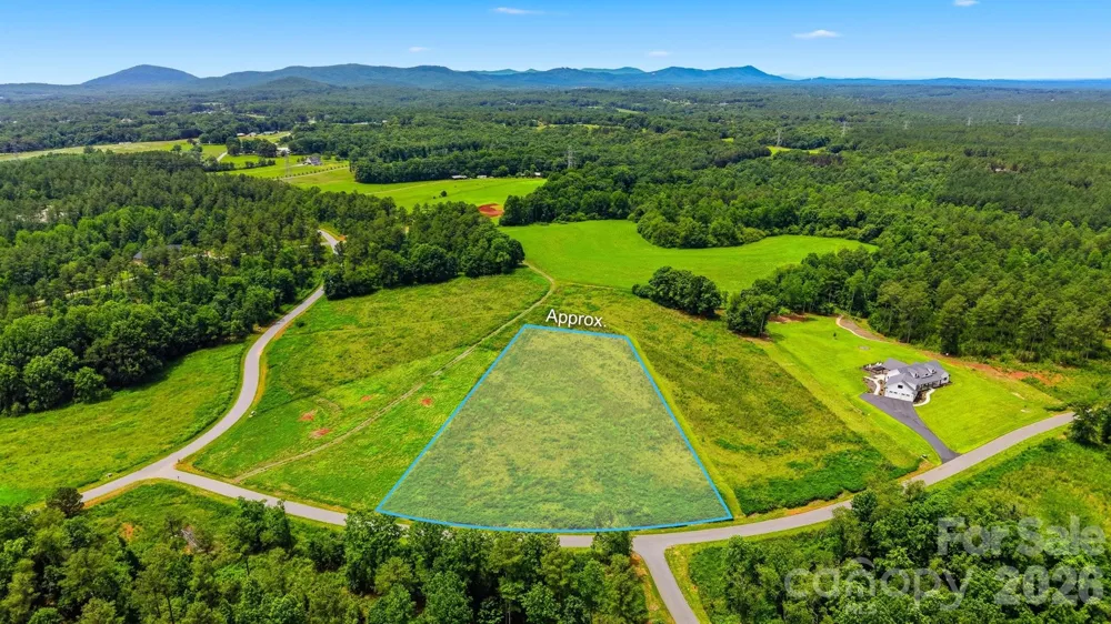 2093 Crestone Way Connelly Springs, NC 28612