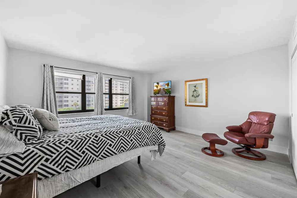 5100 Ocean Boulevard #502 Lauderdale By The Sea, FL 33308