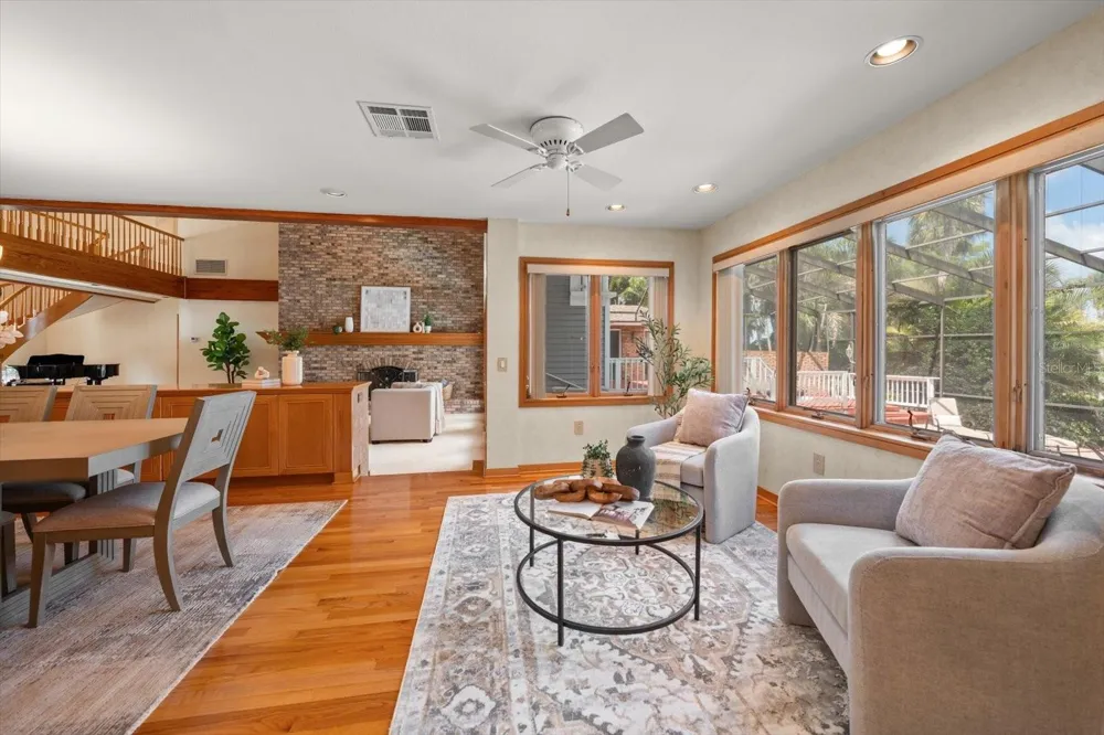 220 HARBOR VIEW LANE Largo, FL 33770