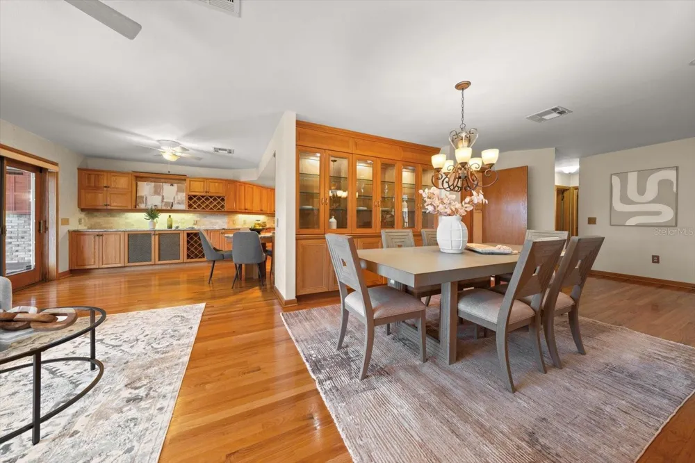 220 HARBOR VIEW LANE Largo, FL 33770