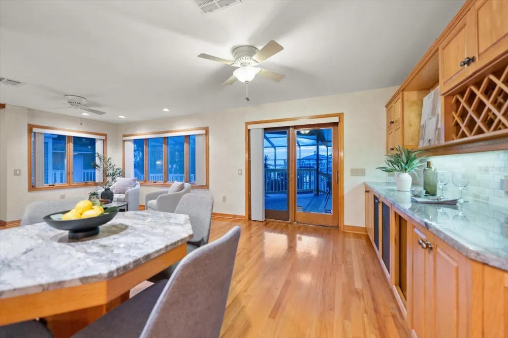 220 HARBOR VIEW LANE Largo, FL 33770