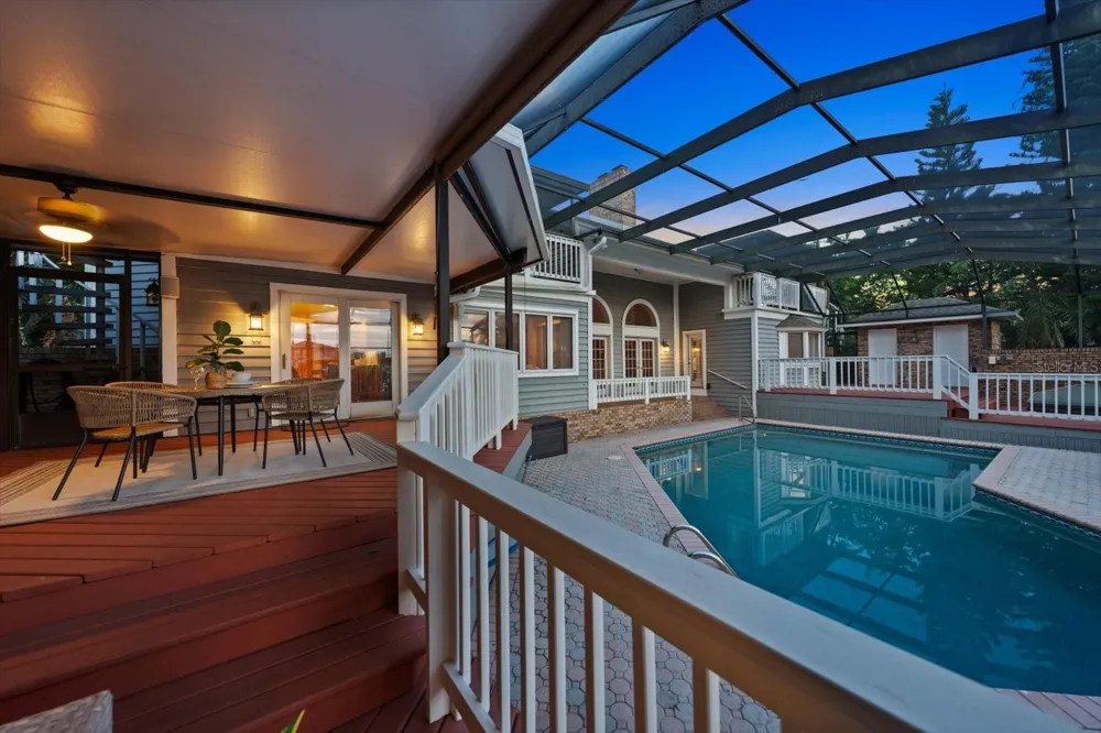 220 HARBOR VIEW LANE Largo, FL 33770
