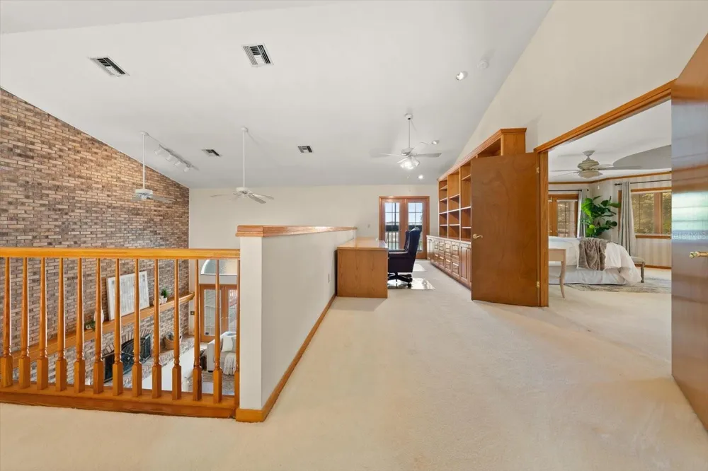 220 HARBOR VIEW LANE Largo, FL 33770