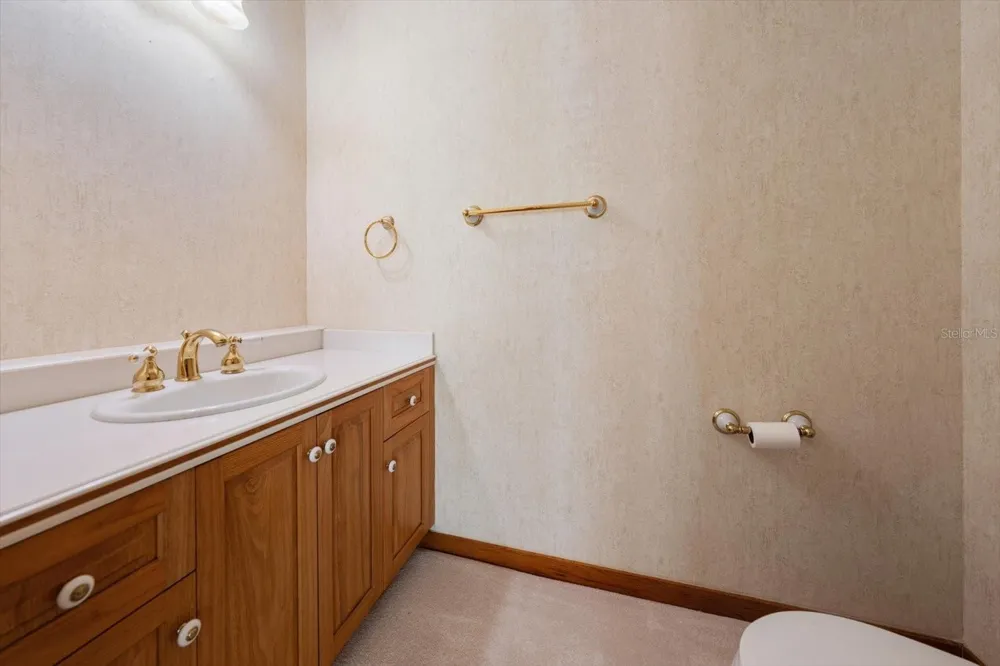 220 HARBOR VIEW LANE Largo, FL 33770