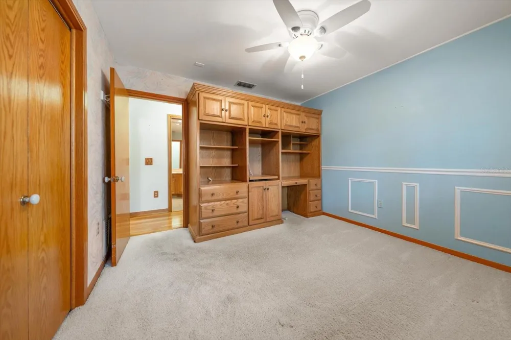 220 HARBOR VIEW LANE Largo, FL 33770