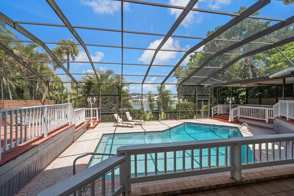 220 HARBOR VIEW LANE Largo, FL 33770