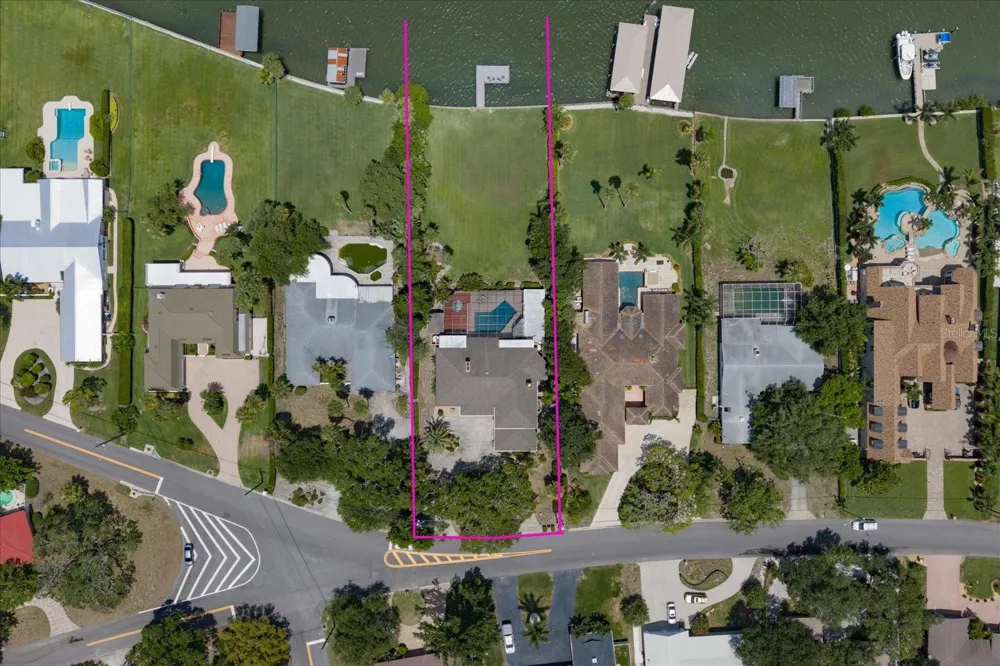 220 HARBOR VIEW LANE Largo, FL 33770