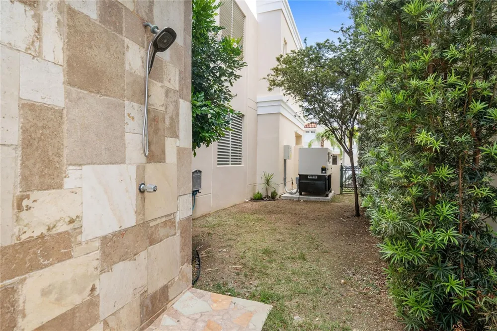 J9 CALLE NATALIA Trujillo Alto, PR 00976