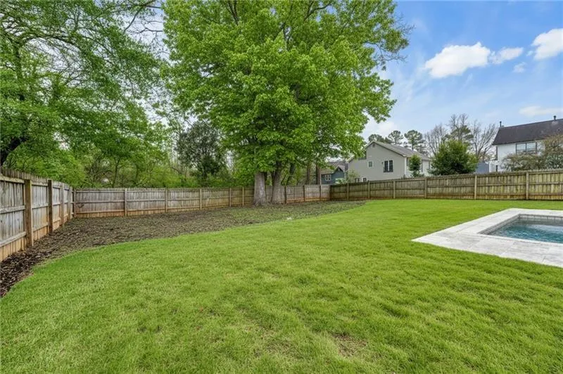2975 Osborne Road NE Brookhaven, GA 30319