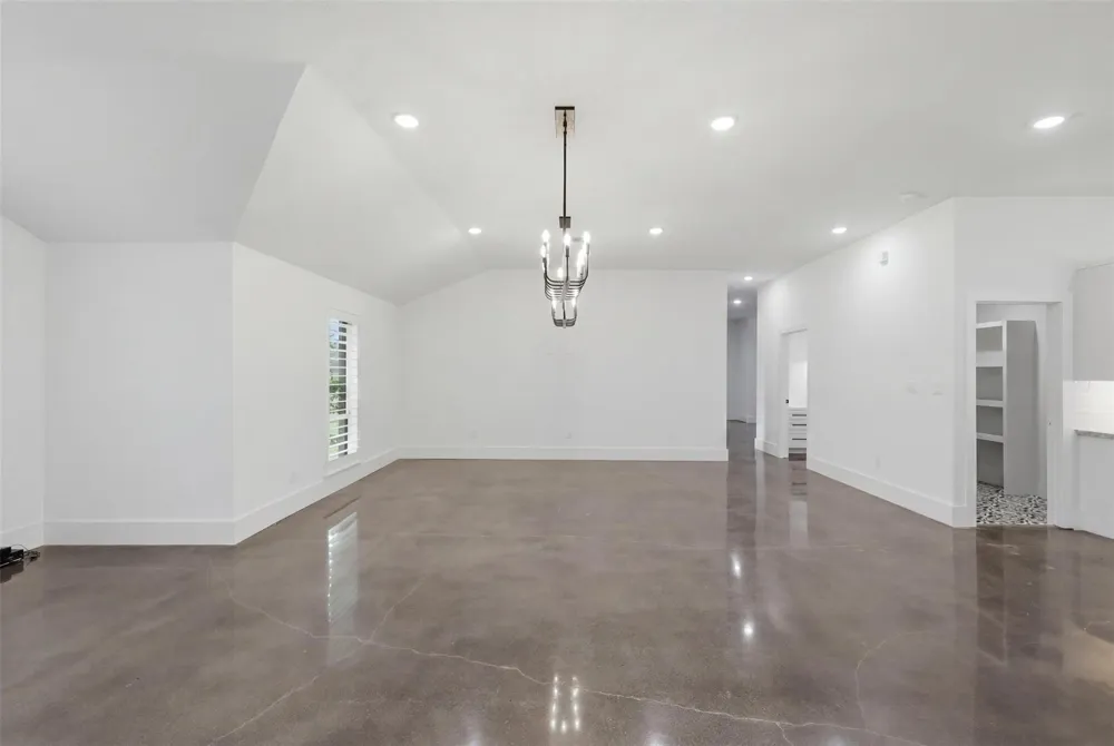 1589 County Road 252 Anderson, TX 77830