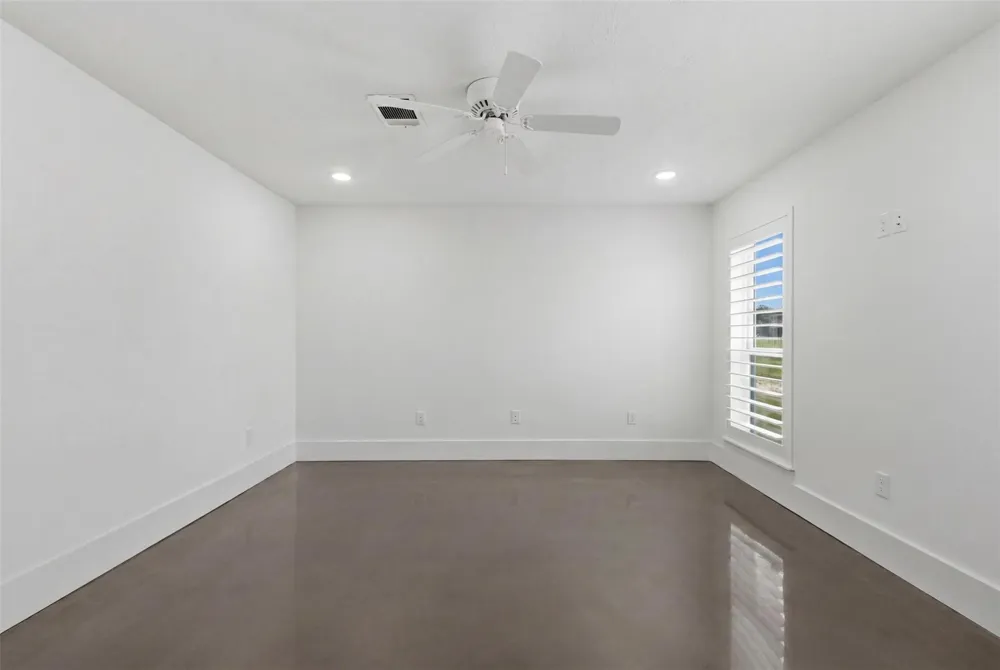 1589 County Road 252 Anderson, TX 77830