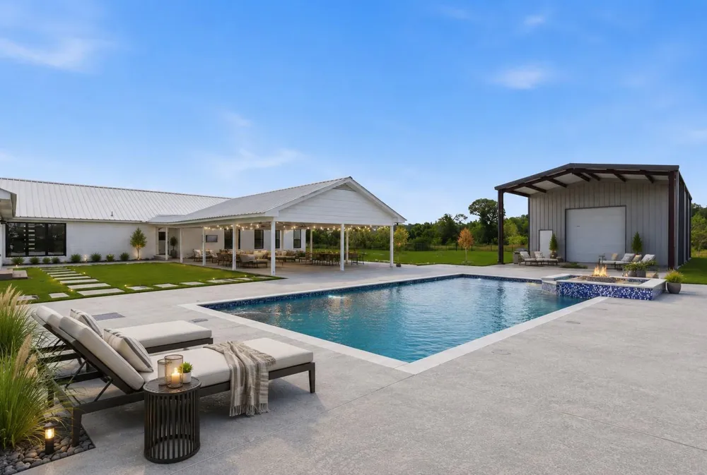 1589 County Road 252 Anderson, TX 77830
