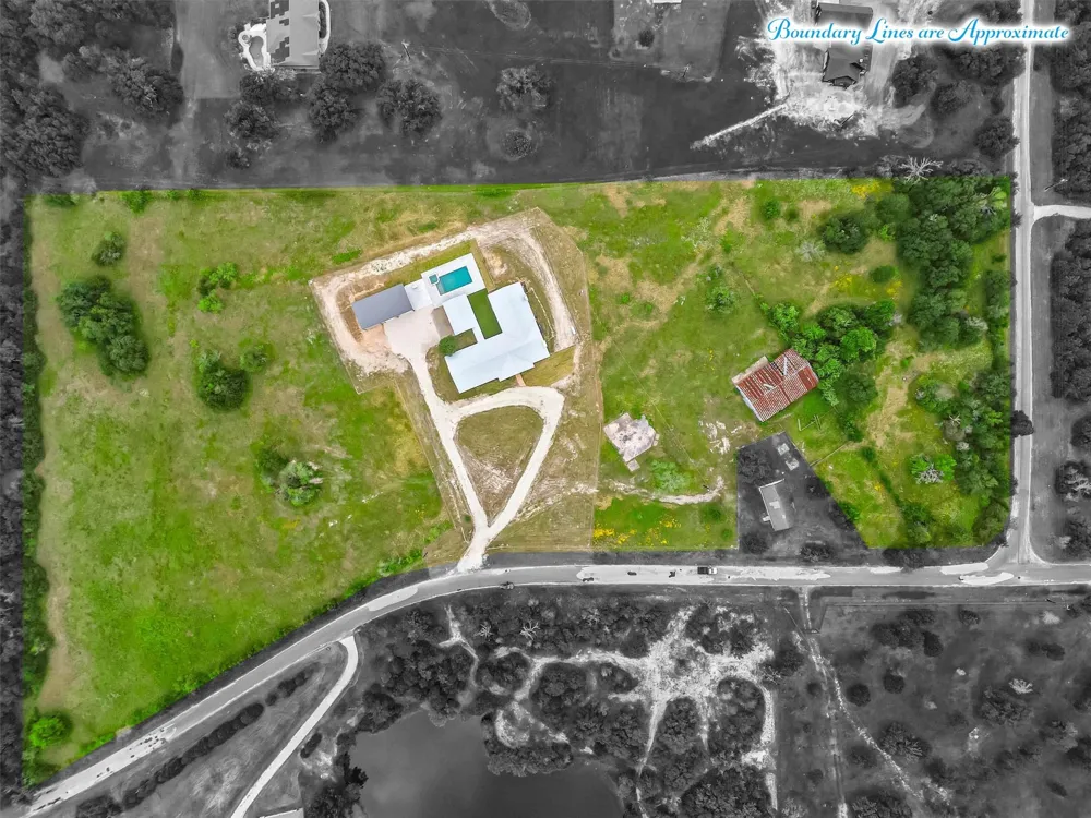 1589 County Road 252 Anderson, TX 77830