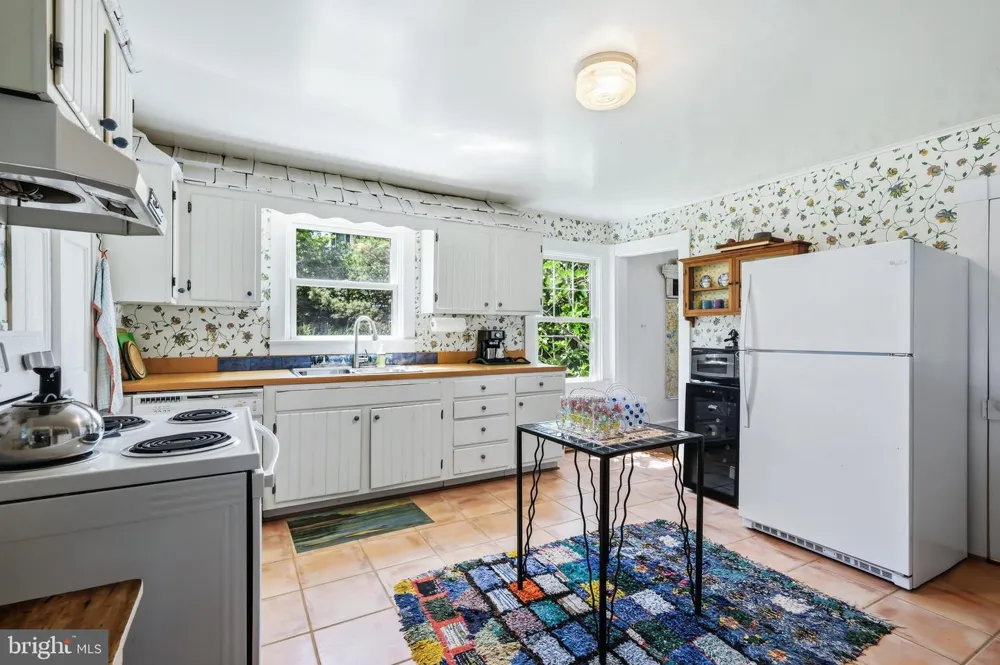6355 BOZMAN NEAVITT Neavitt, MD 21652