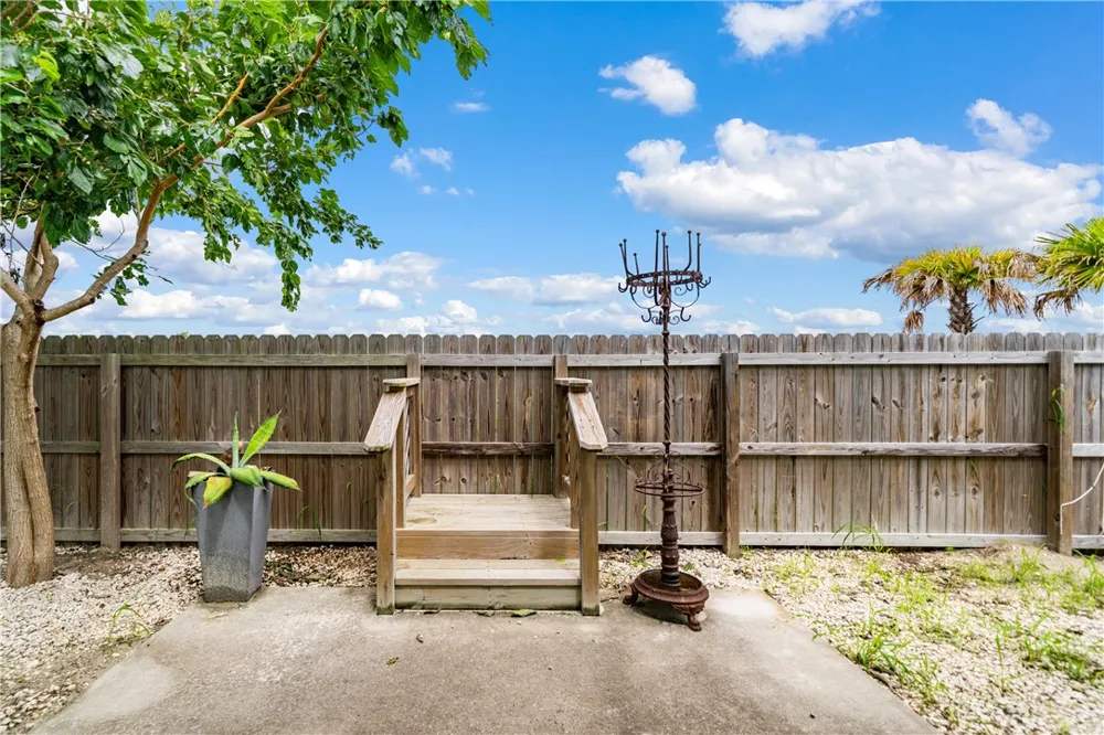 225 Port Lavaca Street Port Aransas, TX 78373