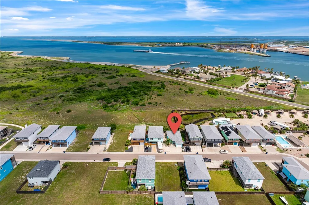 225 Port Lavaca Street Port Aransas, TX 78373