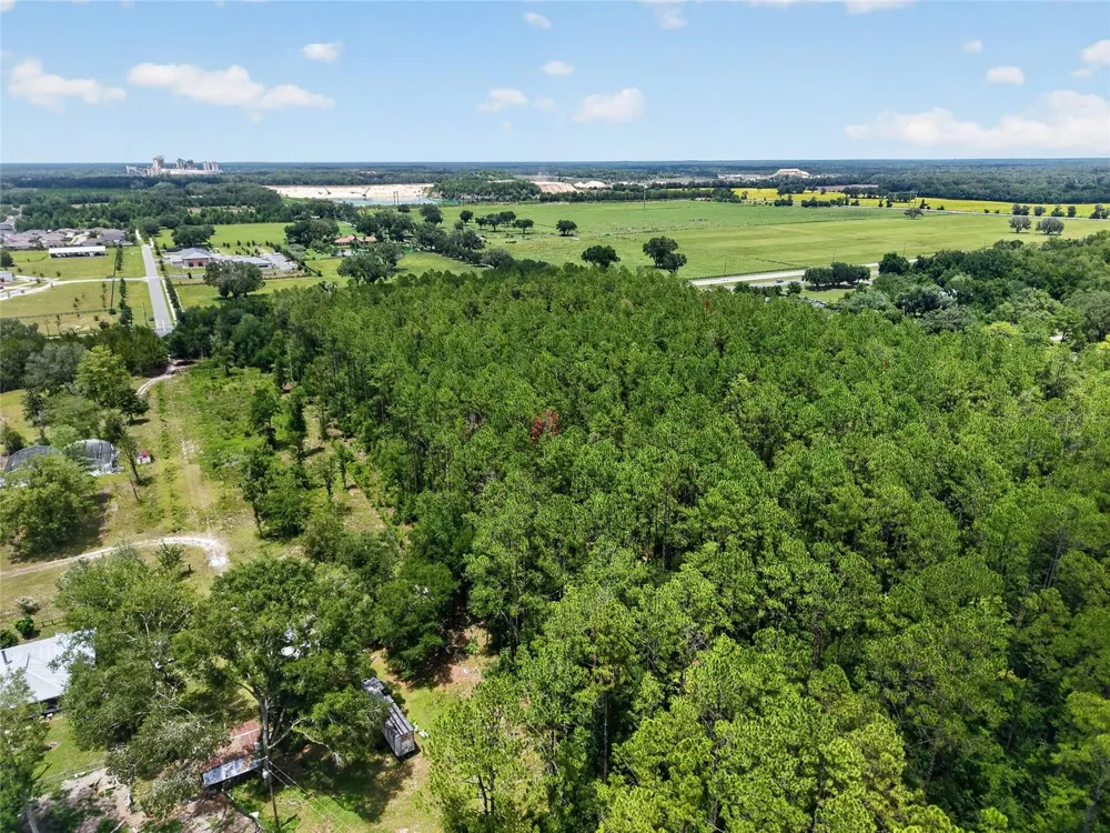 000 W NEWBERRY ROAD Newberry, FL 32669
