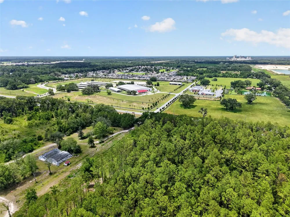 000 W NEWBERRY ROAD Newberry, FL 32669