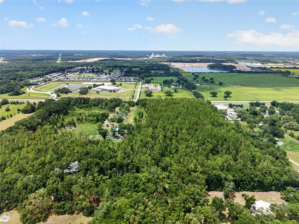 000 W NEWBERRY ROAD Newberry, FL 32669