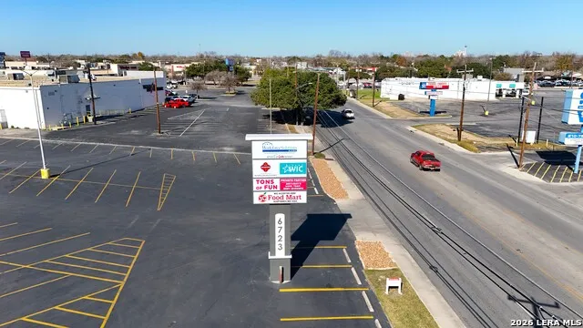 6723 S Flores San Antonio, TX 78221