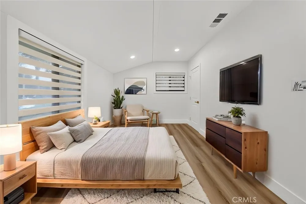 7907 Satsuma Sun Valley, CA 91352