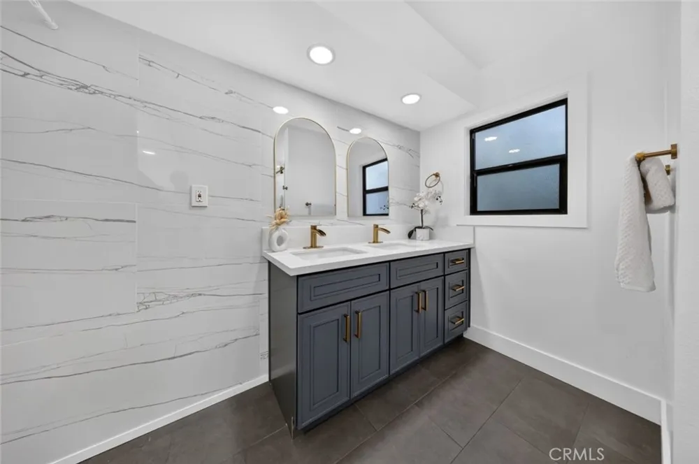 7907 Satsuma Sun Valley, CA 91352