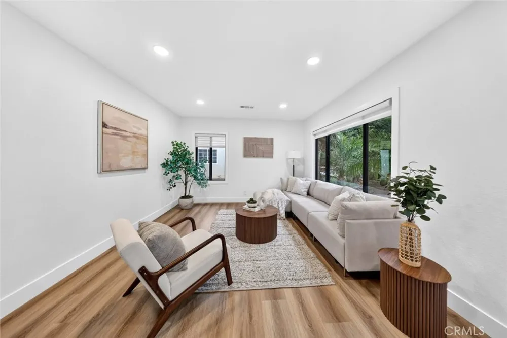 7907 Satsuma Sun Valley, CA 91352