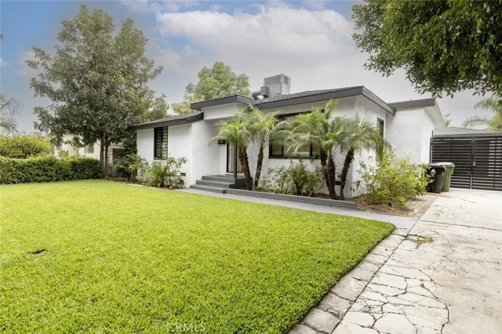 7907 Satsuma Sun Valley, CA 91352