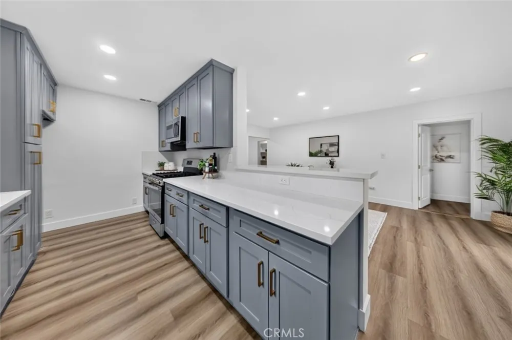 7907 Satsuma Sun Valley, CA 91352