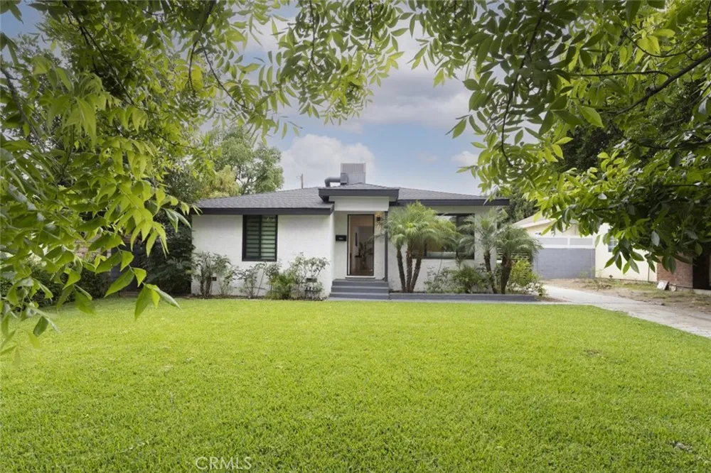 7907 Satsuma Sun Valley, CA 91352