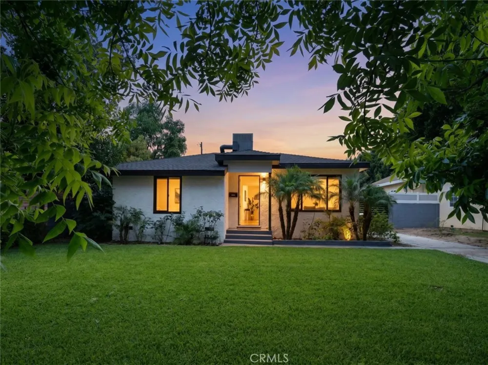 7907 Satsuma Sun Valley, CA 91352