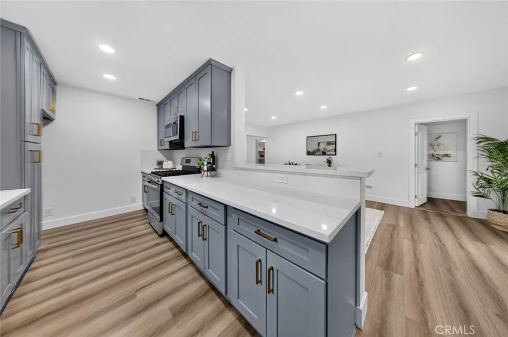 7907 Satsuma Sun Valley, CA 91352