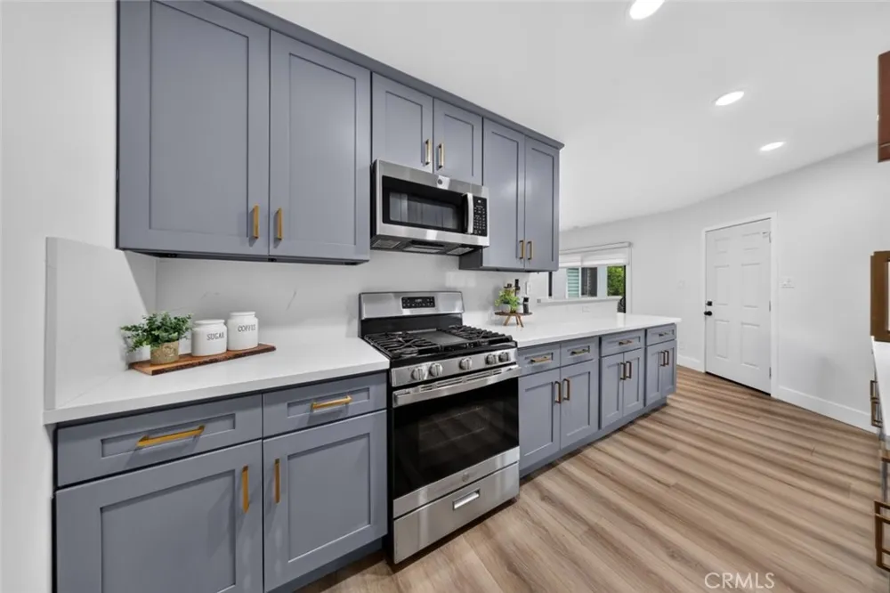 7907 Satsuma Sun Valley, CA 91352