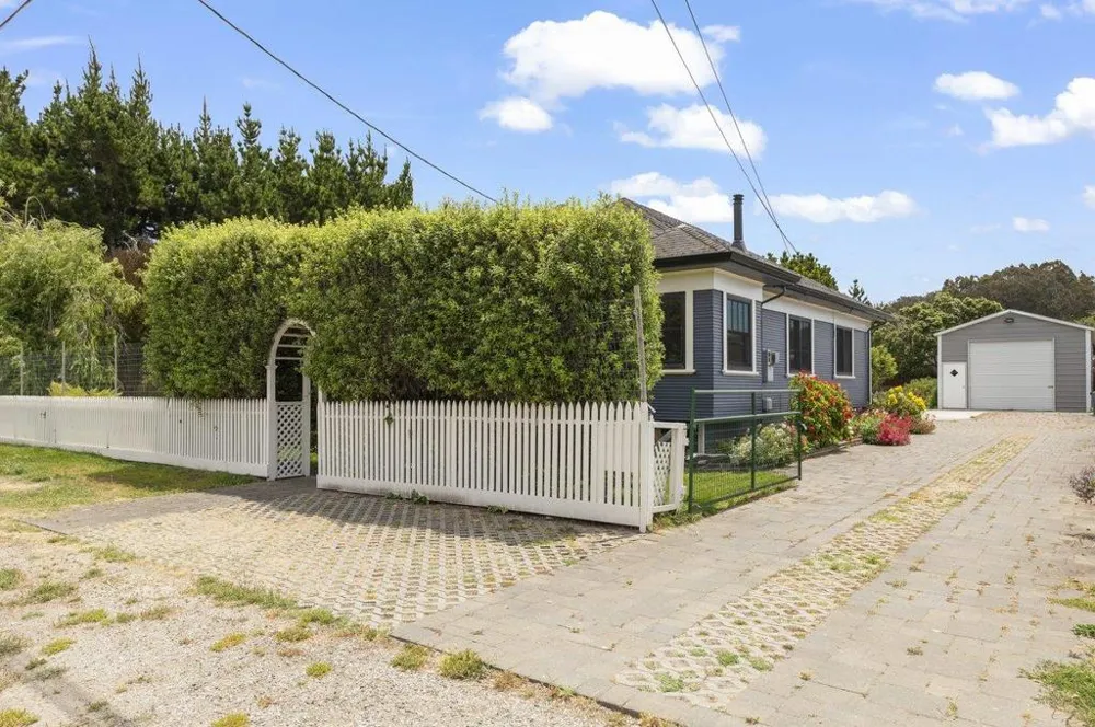 527 North Street Pescadero, CA 94060
