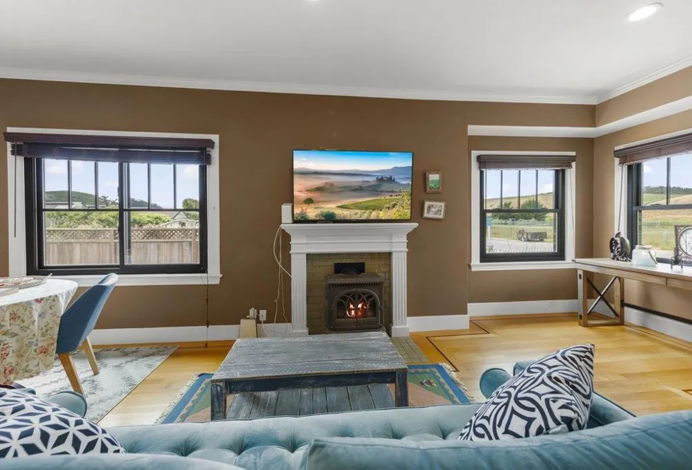 527 North Street Pescadero, CA 94060